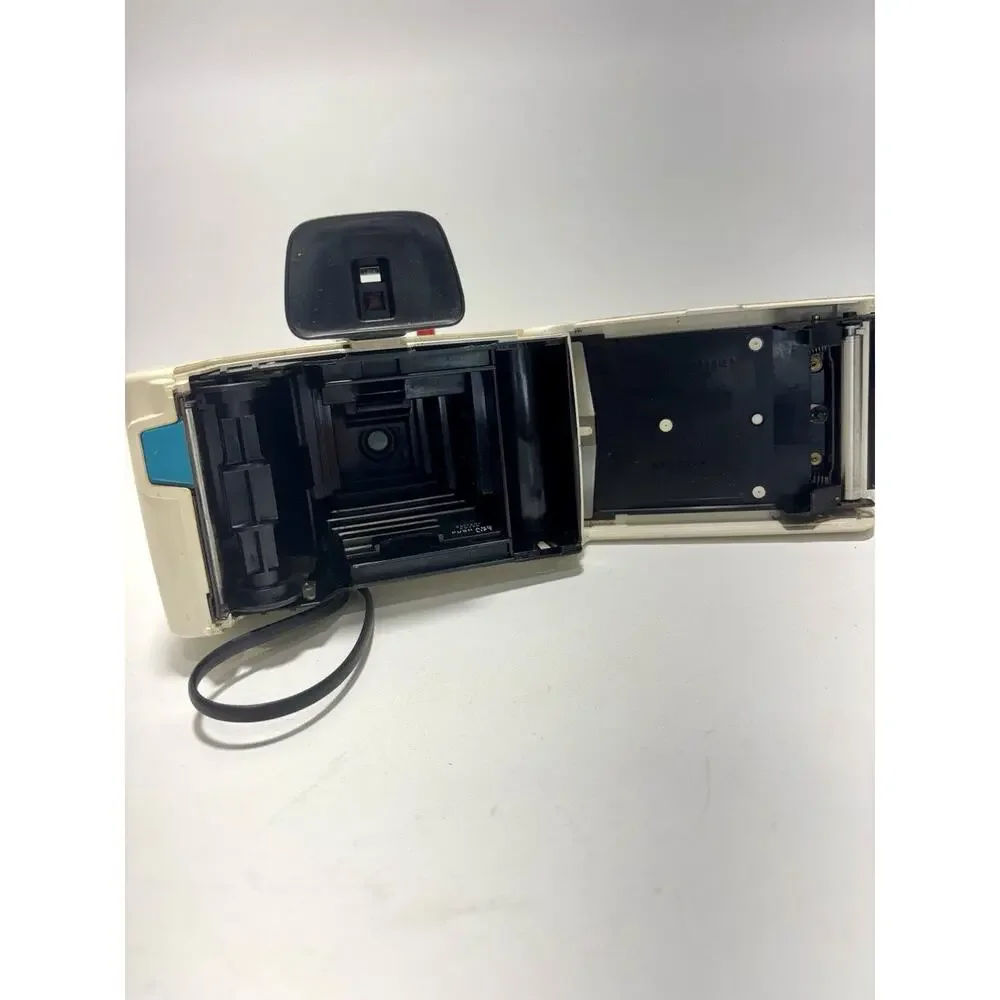 Vintage Polaroid Swinger Model 20 Land Camera w Case Manual Film Canisters